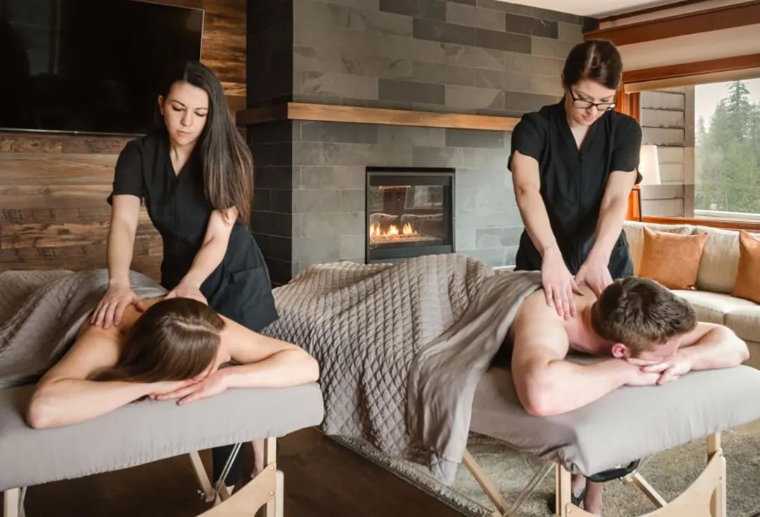 Erotic Massage in Golf Course