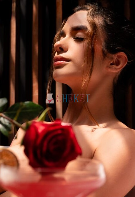 Jiya Sharma Independent Call Girls Service VIP Model Full Night 2646